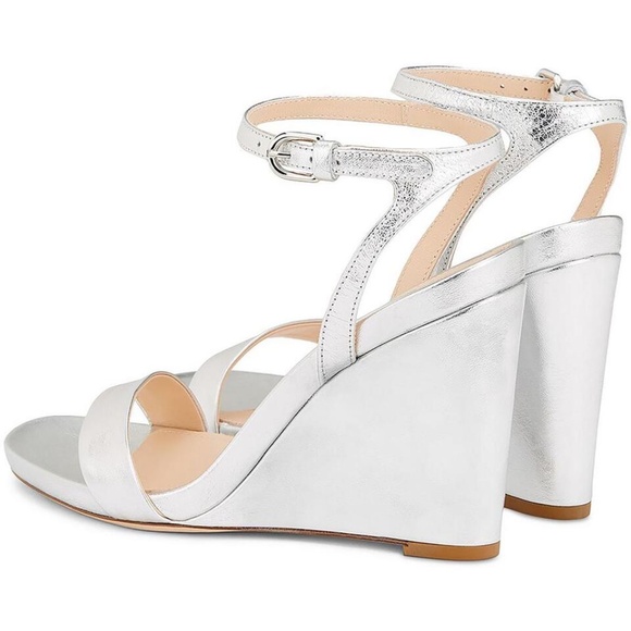 NIB AGL Sandals SILVER LEATHER 3.5" WEDGE HEELS Size 40 (9.5) NEW $485 - Picture 2 of 2